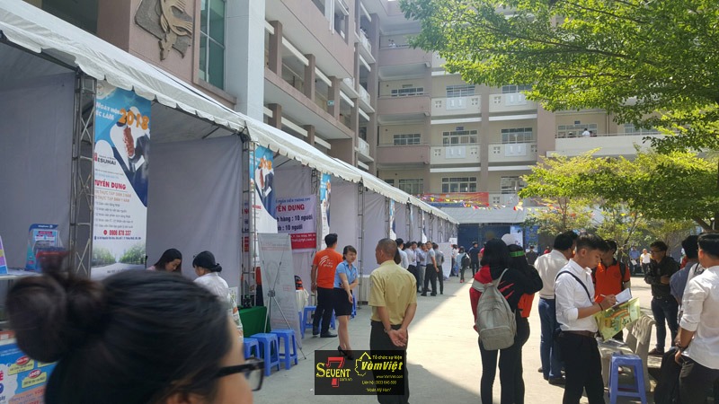 NGÀY HỘI VIỆC LÀM TẠI TRƯỜNG ĐH LẠC HỒNG 2018 - Hình 7 NGÀY HỘI VIỆC LÀM TẠI TRƯỜNG ĐH LẠC HỒNG 2018 - Hình 7