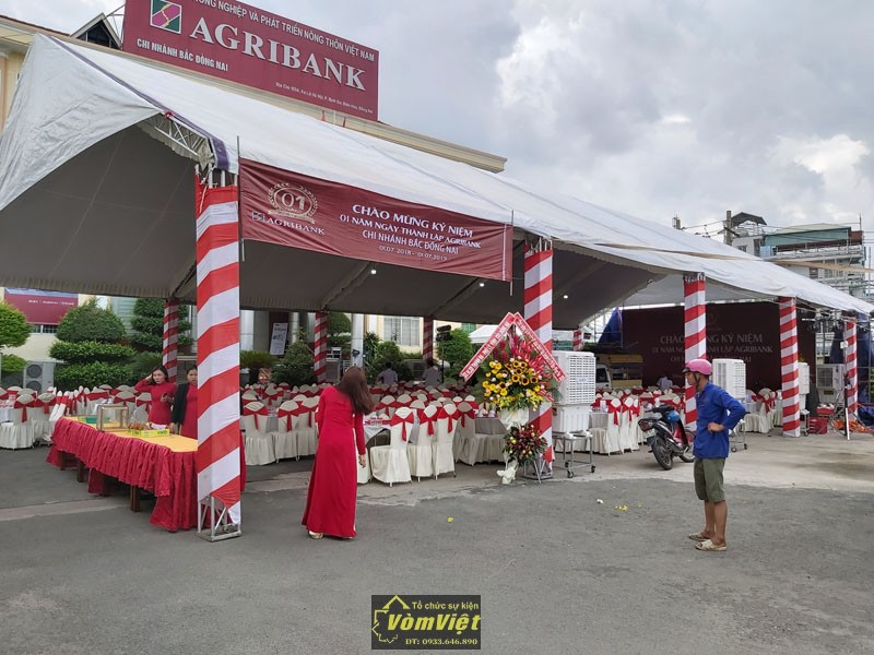 Lễ Kỉ Niệm - 01 Năm Ngày Thành Lập AGRIBANK Chi Nhánh Bắc Đồng Nai - Hình 9 Lễ Kỉ Niệm - 01 Năm Ngày Thành Lập AGRIBANK Chi Nhánh Bắc Đồng Nai - Hình 9